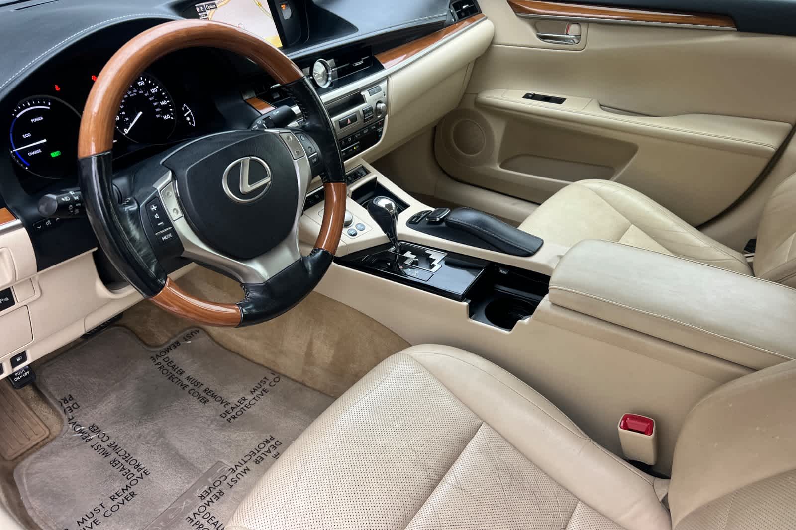 Thumbnail: 2015 Lexus ES - 11
