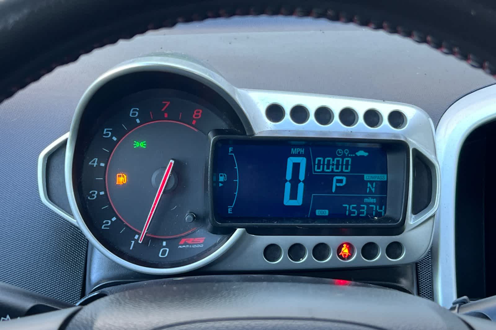 Thumbnail: 2015 Chevrolet Sonic - 26