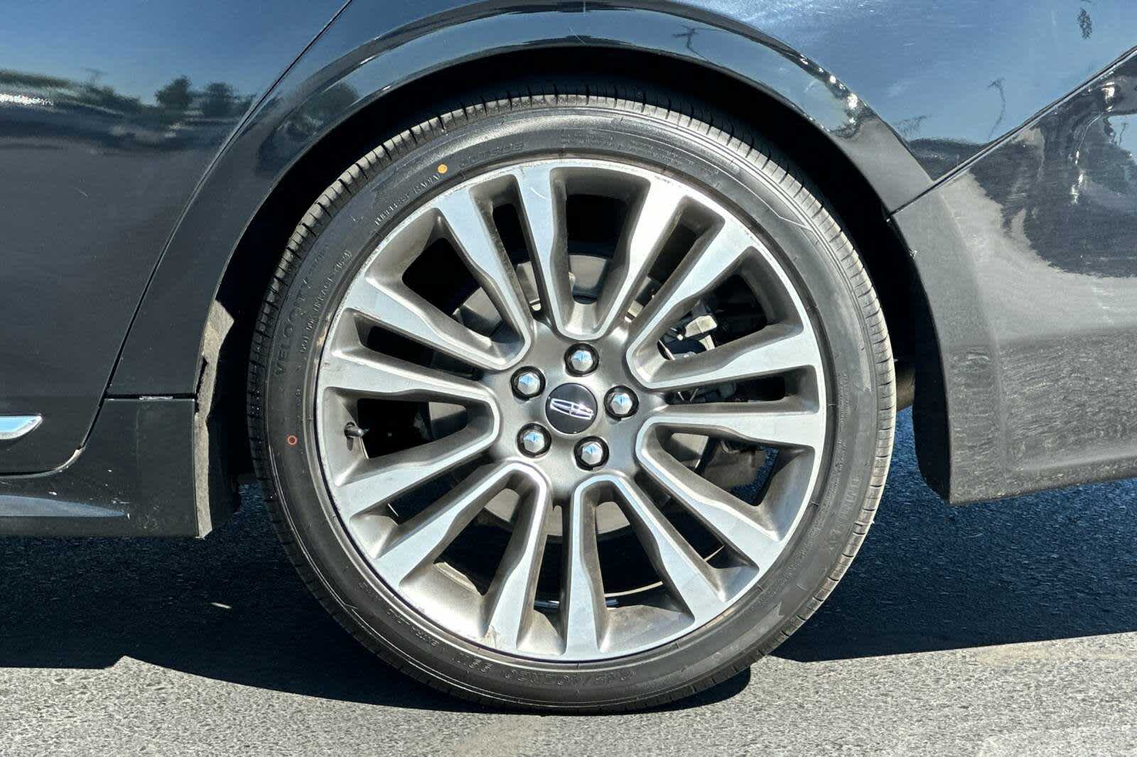 Thumbnail: 2018 Lincoln Continental - 31