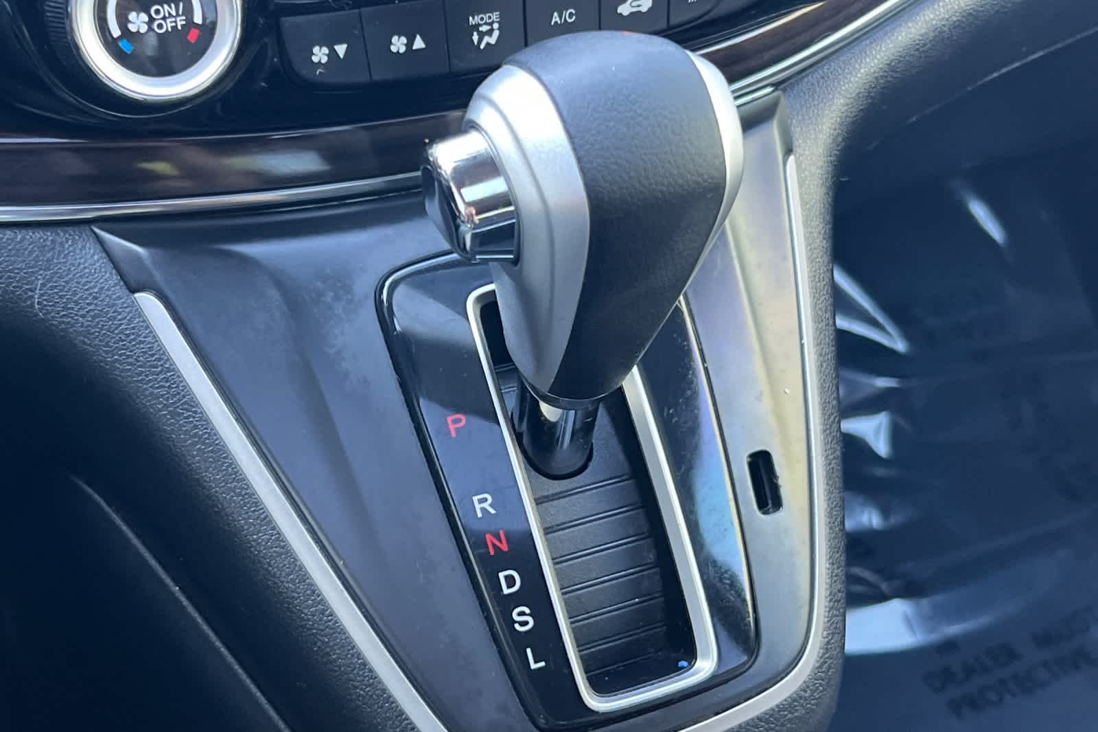 Thumbnail: 2015 Honda CR-V - 23