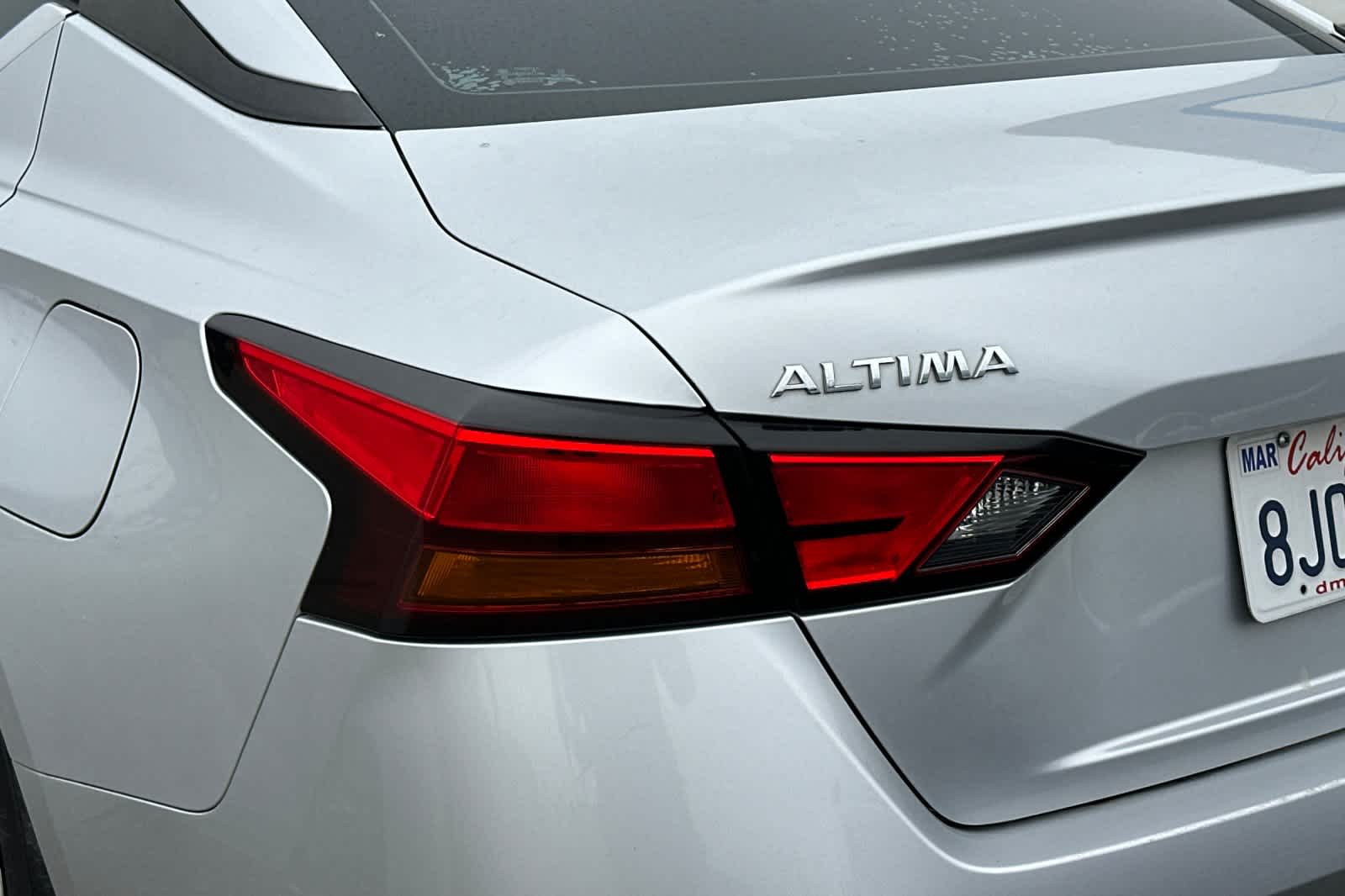 Thumbnail: 2019 Nissan Altima - 13