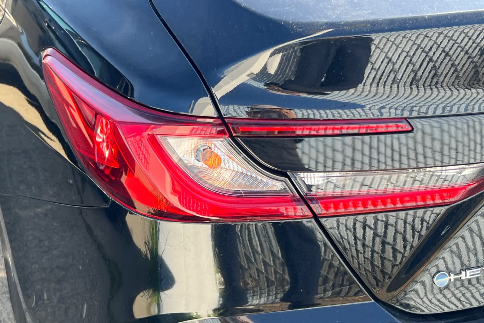 Thumbnail: 2025 Toyota Camry - 15