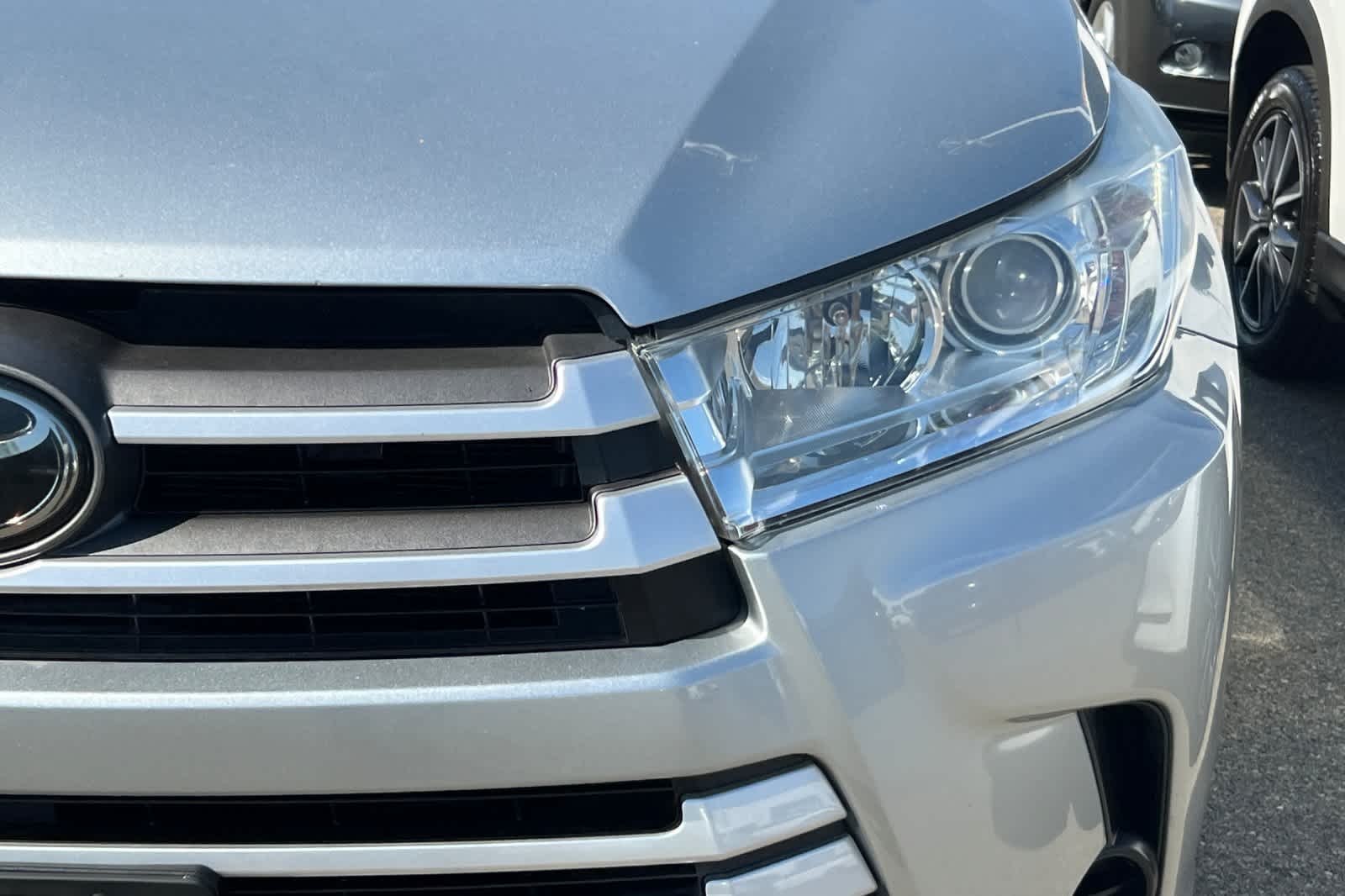 Thumbnail: 2018 Toyota Highlander - 11