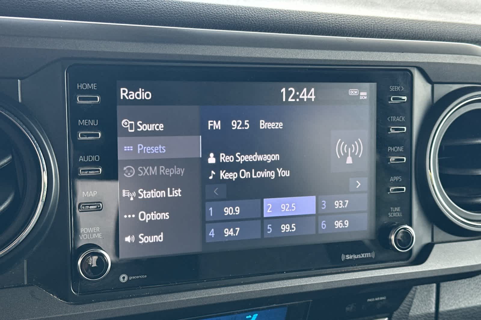 Thumbnail: 2023 Toyota Tacoma - 19