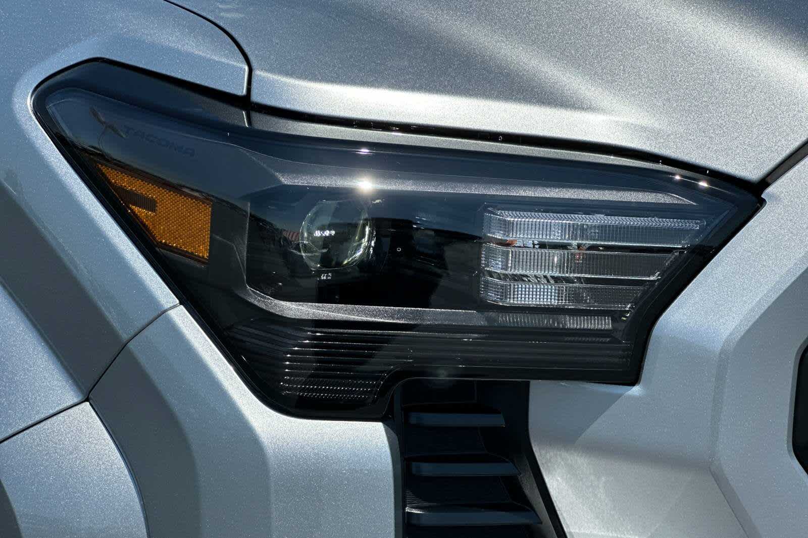 2025 Toyota Tacoma SR 29
