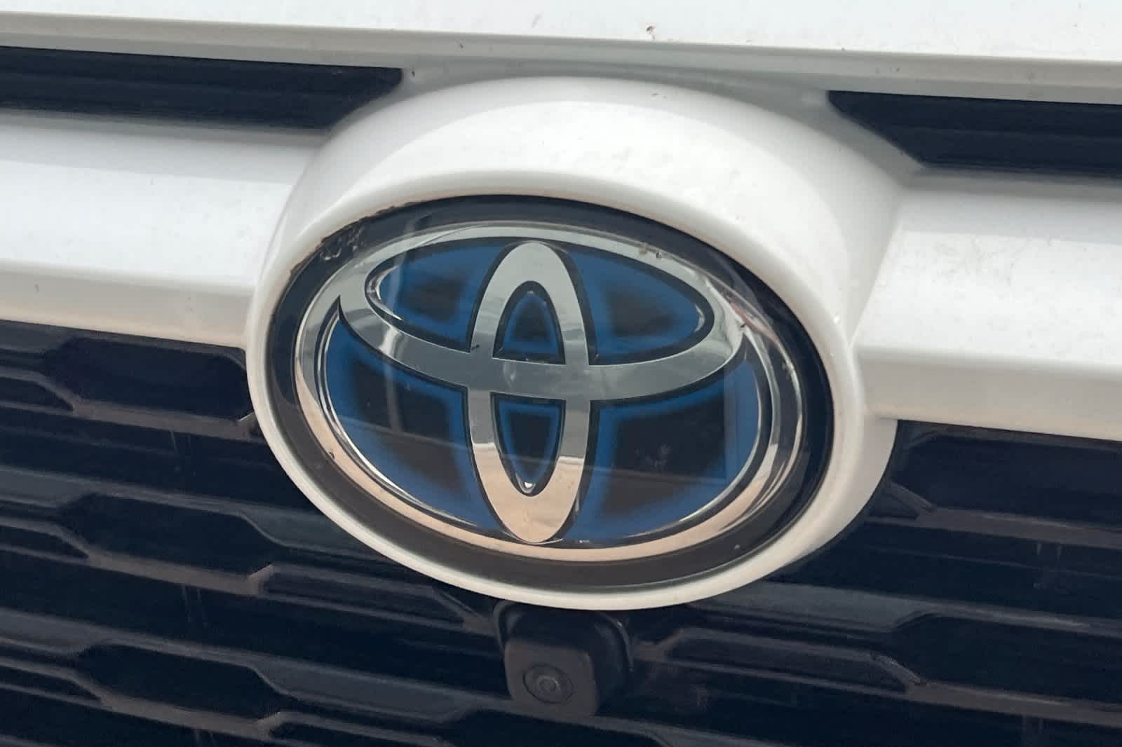 Thumbnail: 2024 Toyota RAV4 - 10