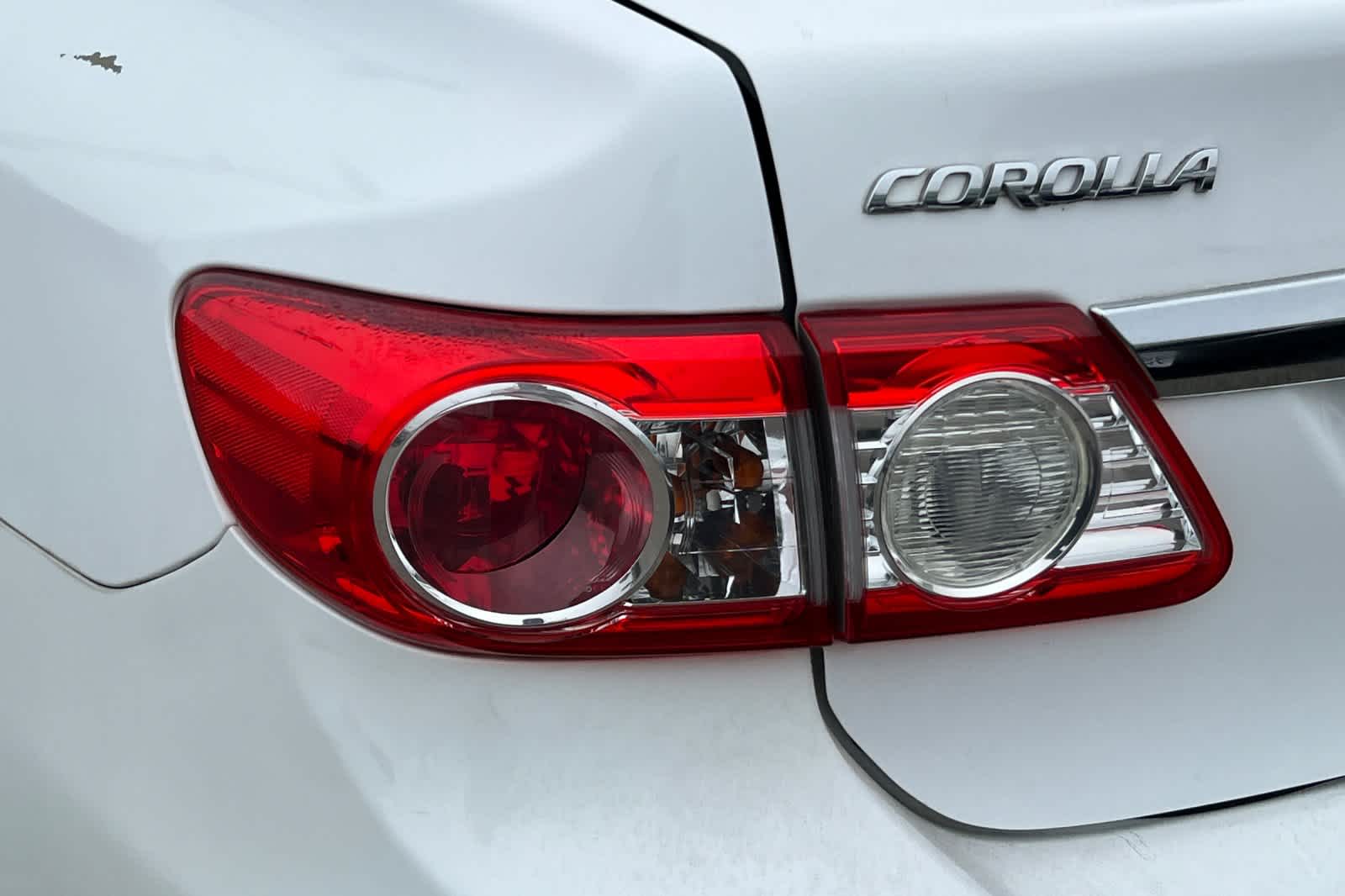 Thumbnail: 2013 Toyota Corolla - 15