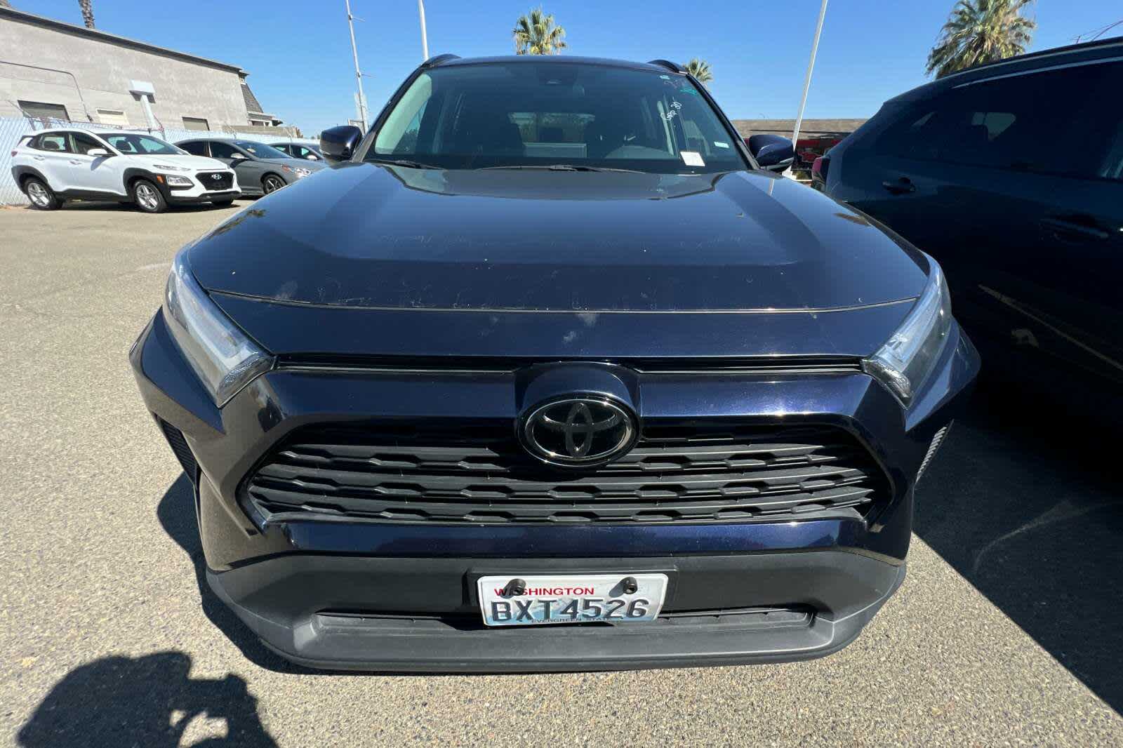 Thumbnail: 2022 Toyota RAV4 - 6