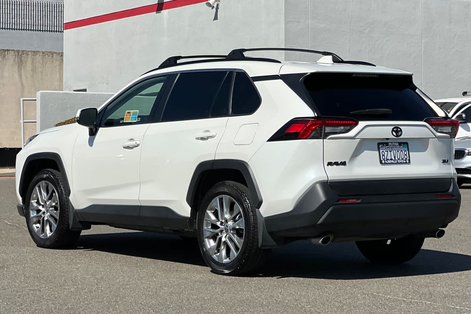 Thumbnail: 2021 Toyota RAV4 - 7