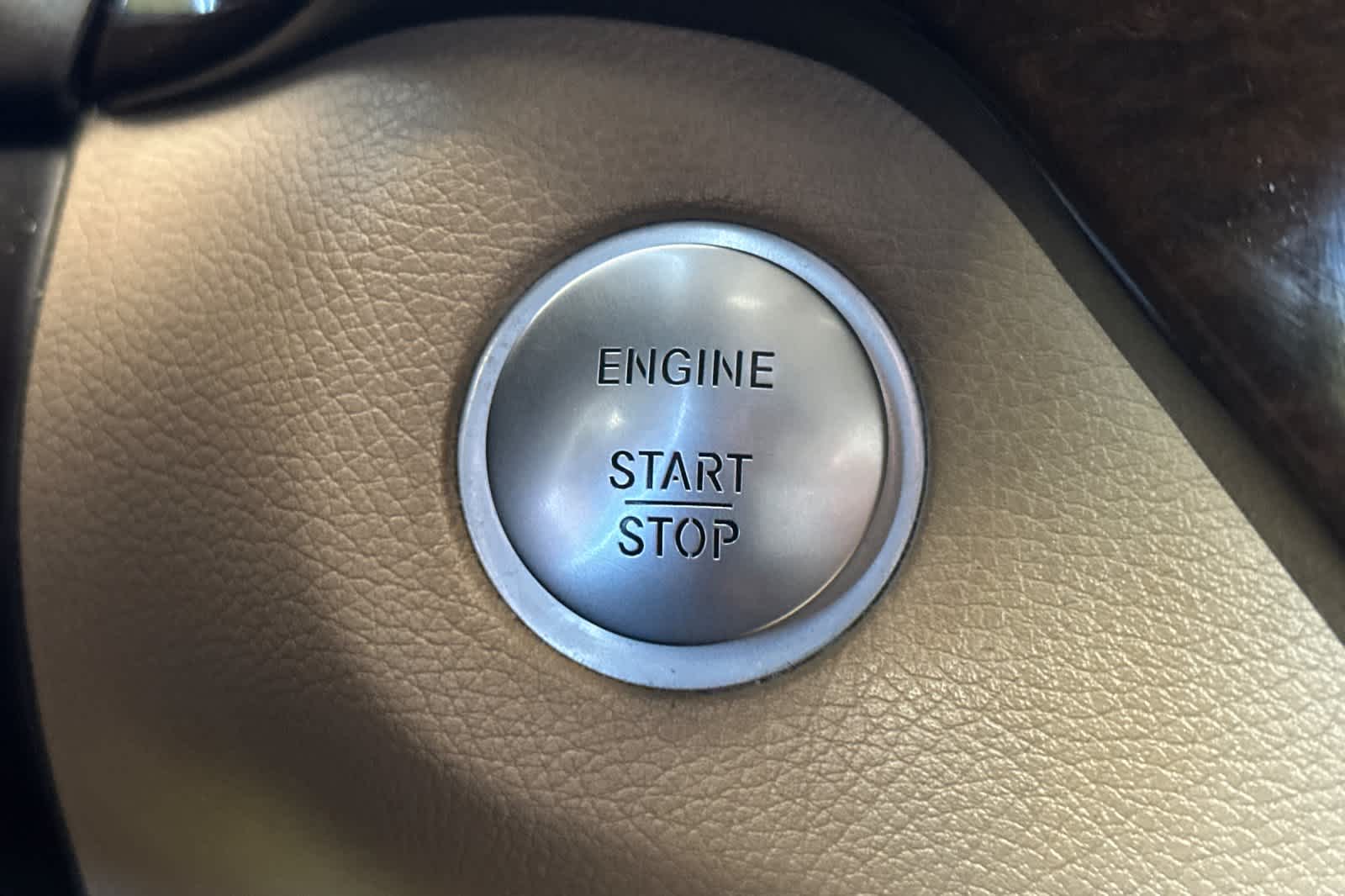 Thumbnail: 2016 Mercedes-Benz GLE - 25