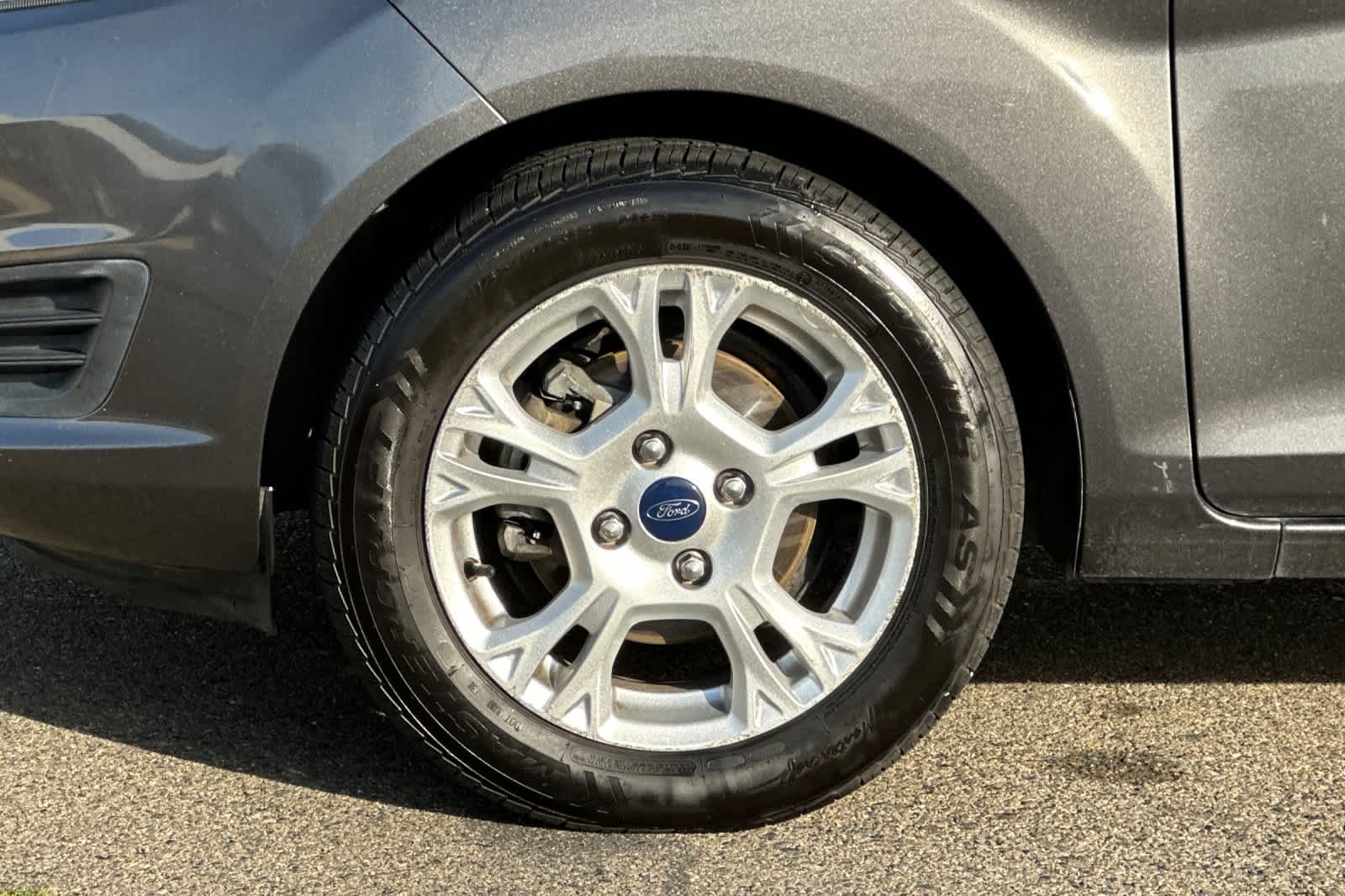 Thumbnail: 2015 Ford Fiesta - 27