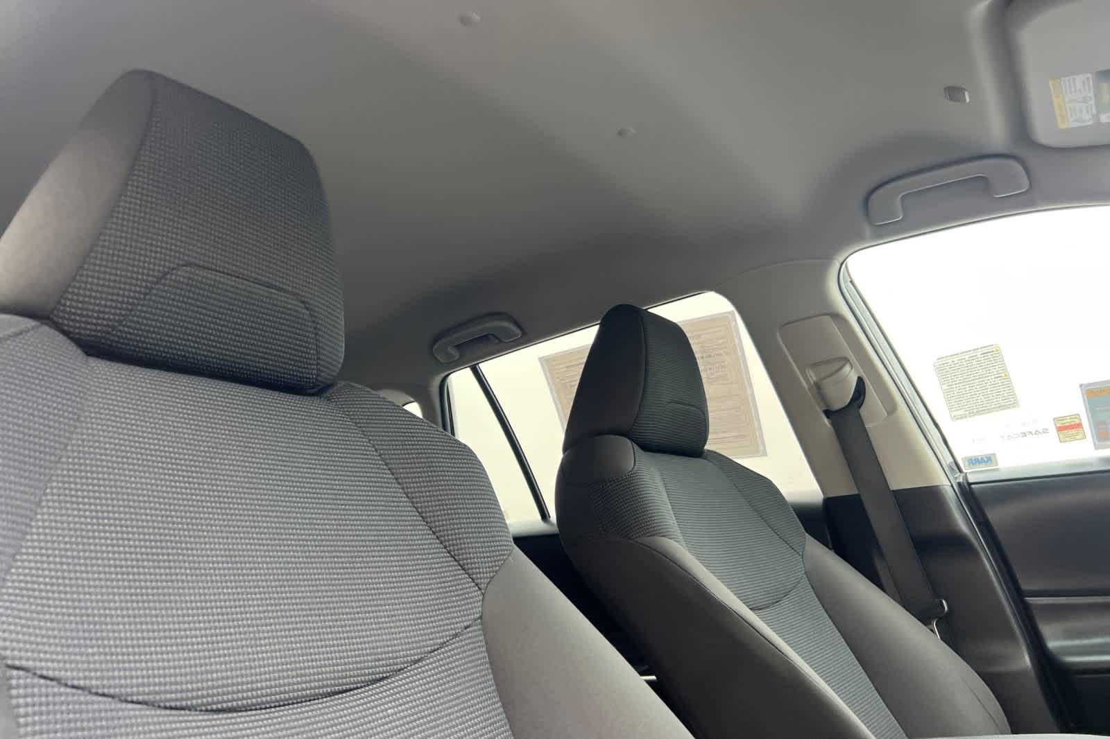 Thumbnail: 2024 Toyota RAV4 - 18