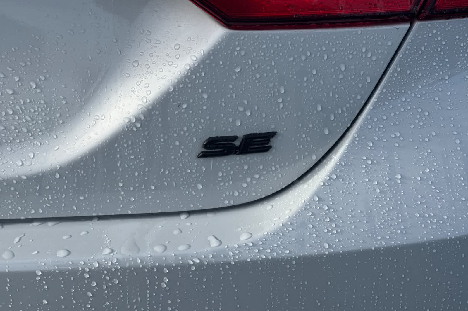 Thumbnail: 2022 Toyota Camry - 29