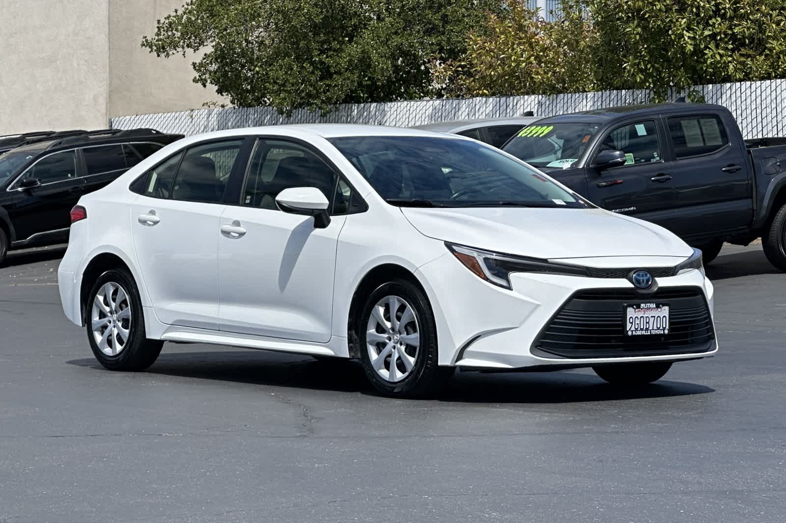 Thumbnail: 2023 Toyota Corolla - 5