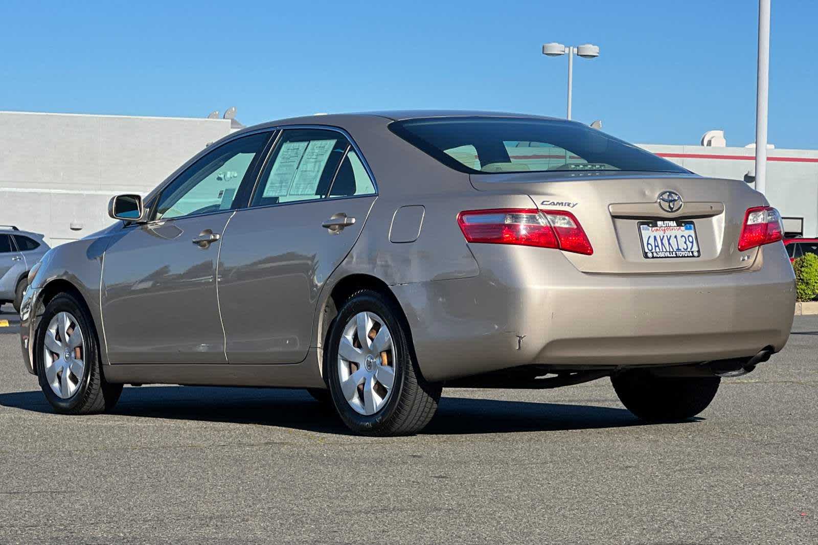 2007 Toyota Camry LE 7
