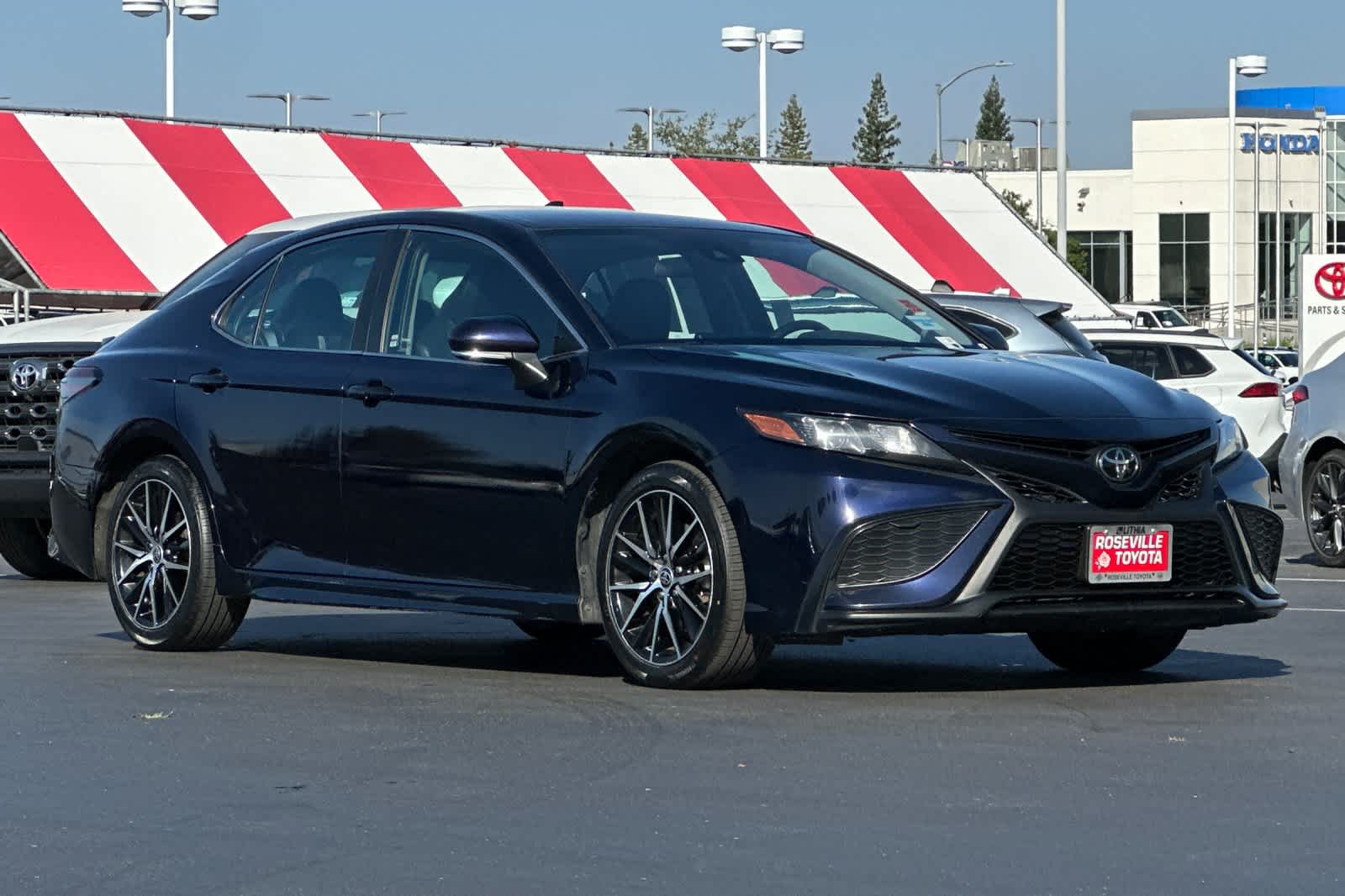 Thumbnail: 2022 Toyota Camry - 5
