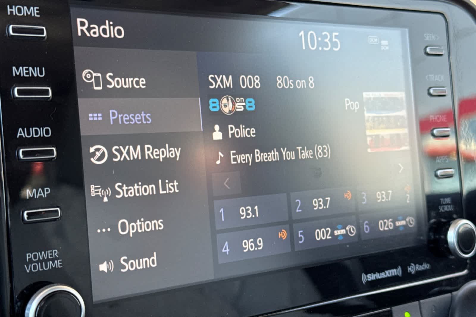 Thumbnail: 2022 Toyota Highlander - 21