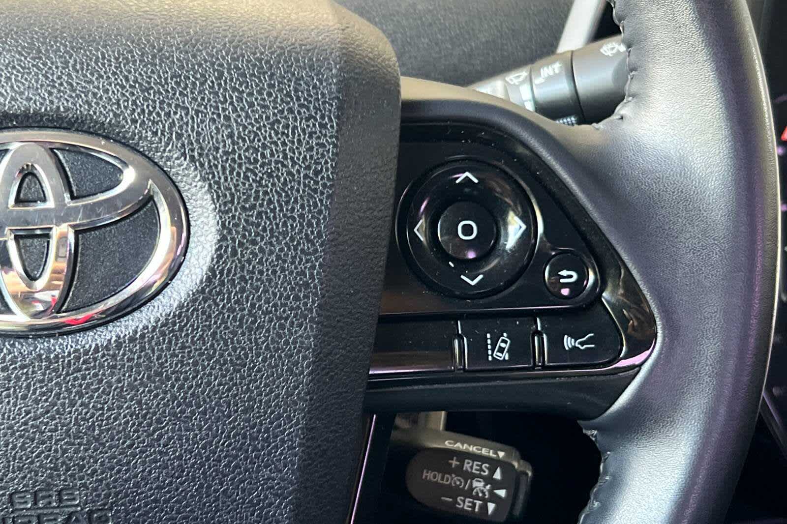 Thumbnail: 2020 Toyota Prius Prime - 27