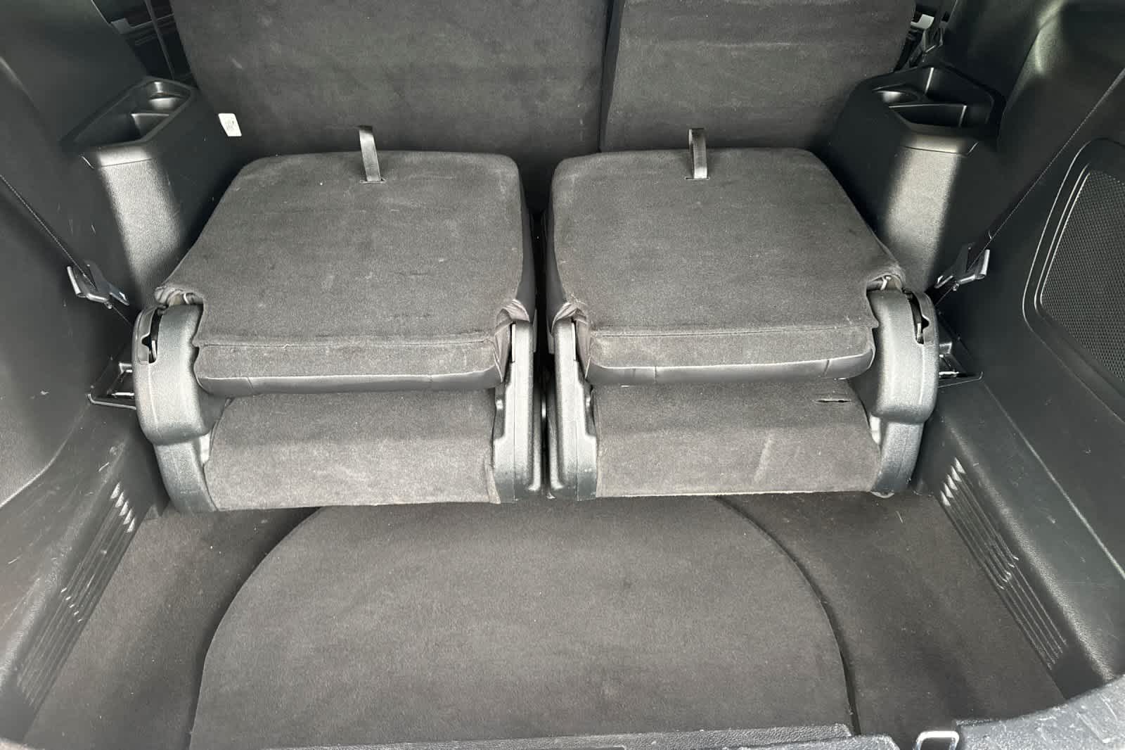 Thumbnail: 2019 Ford Explorer - 15