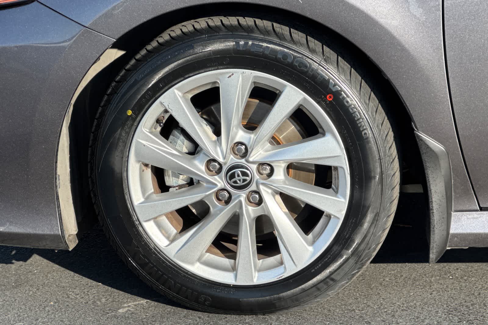 Thumbnail: 2023 Toyota Camry - 28