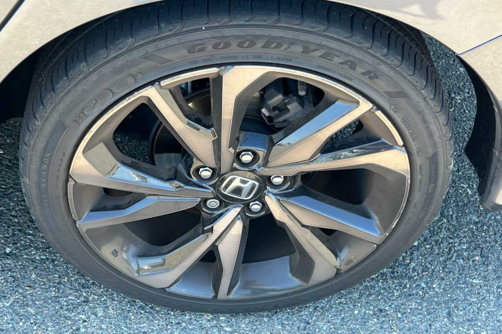 Thumbnail: 2020 Honda Civic - 18