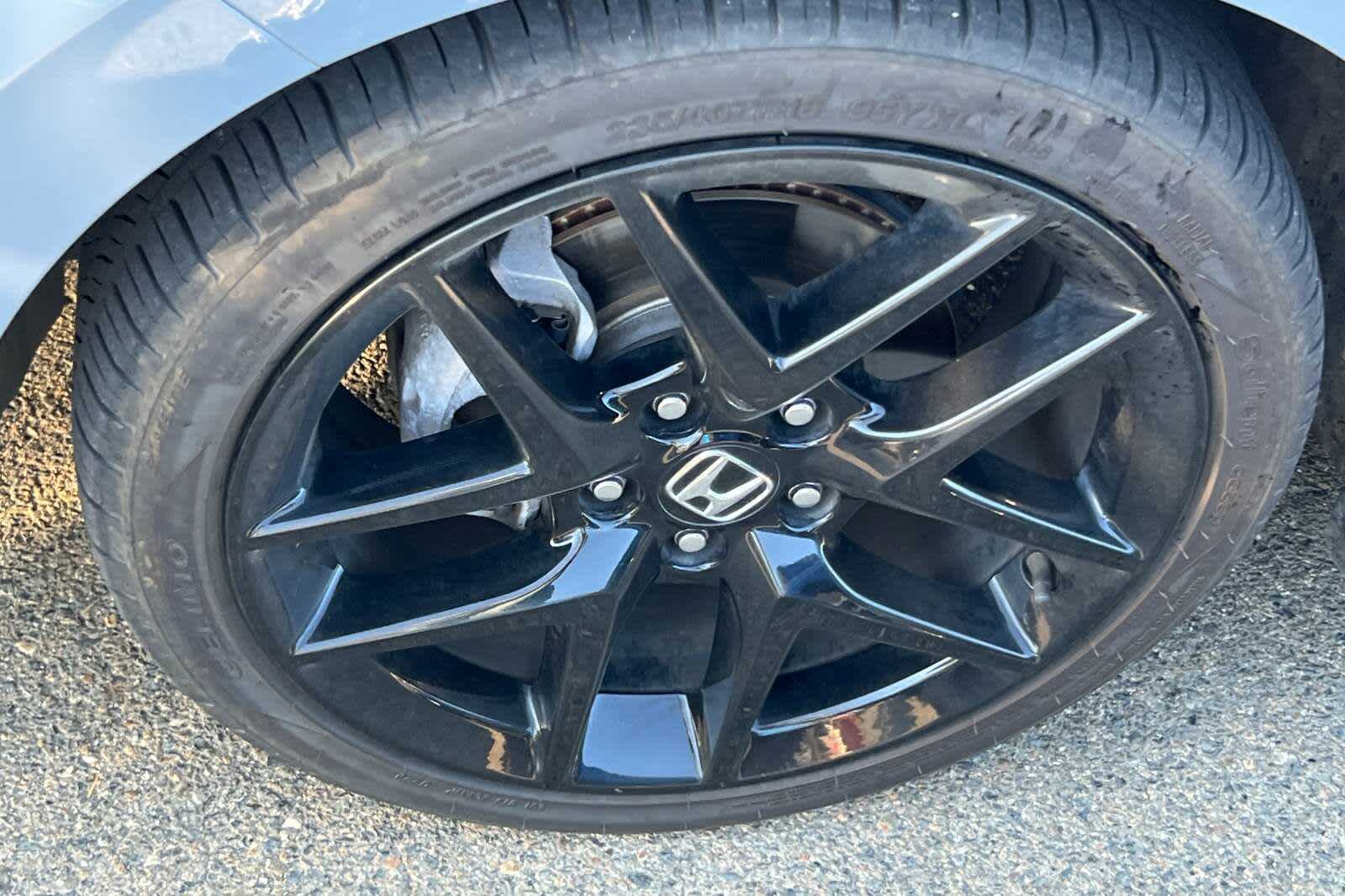 Thumbnail: 2024 Honda Civic - 21