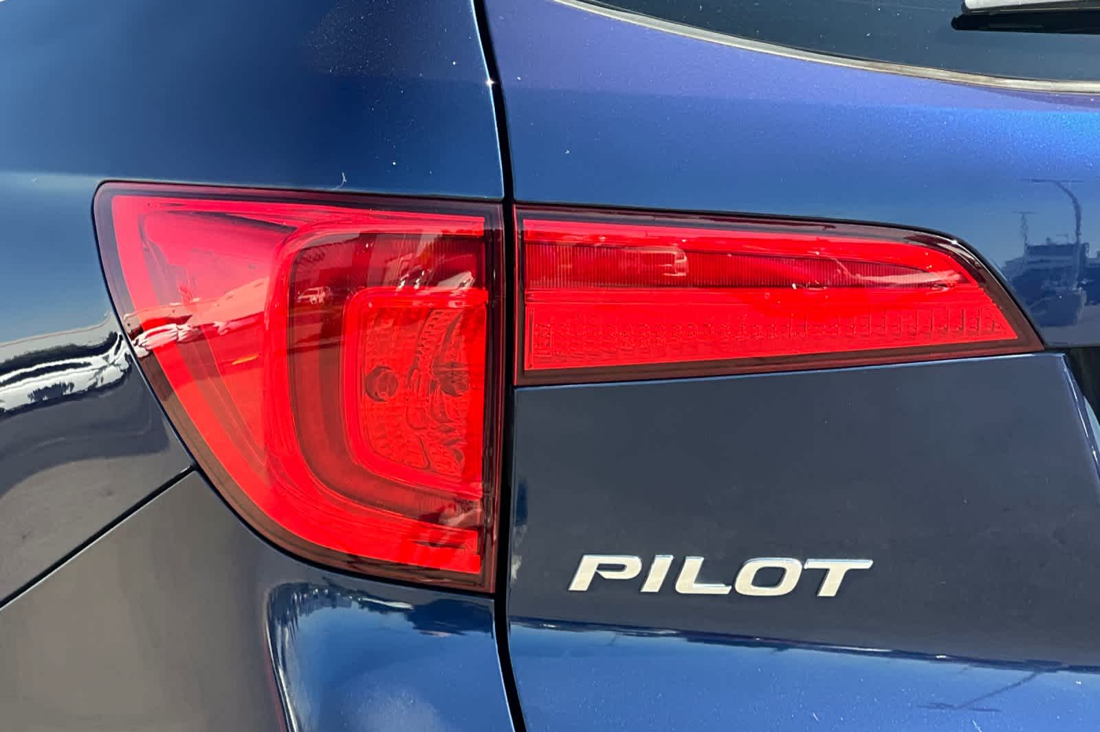 Thumbnail: 2016 Honda Pilot - 33