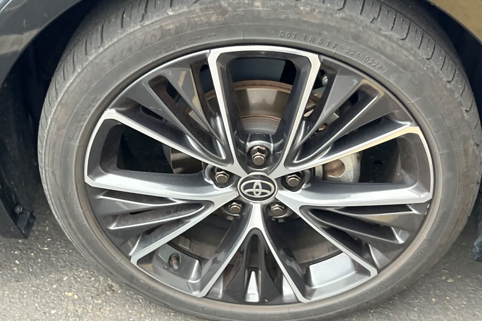 Thumbnail: 2024 Toyota Prius - 11