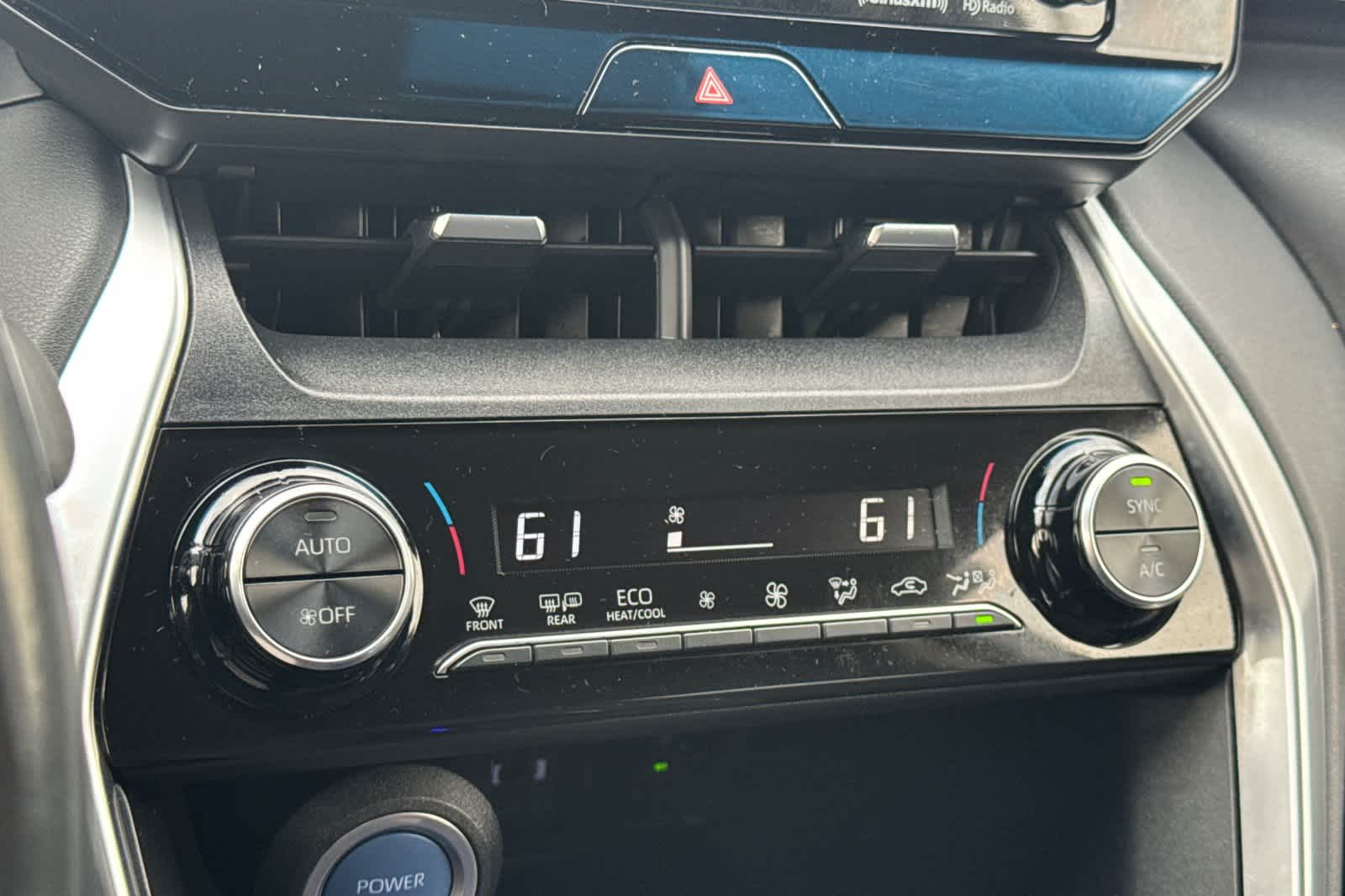 Thumbnail: 2022 Toyota Venza - 22