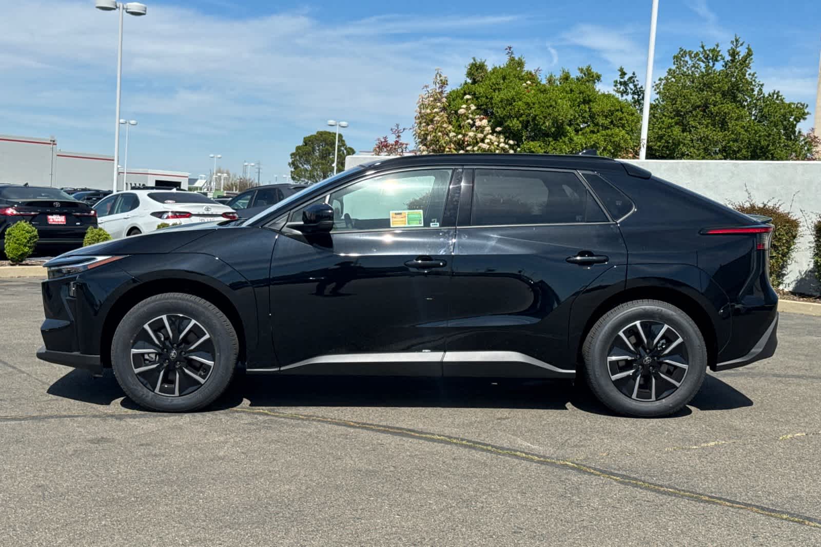 Thumbnail: 2026 Toyota bZ - 5