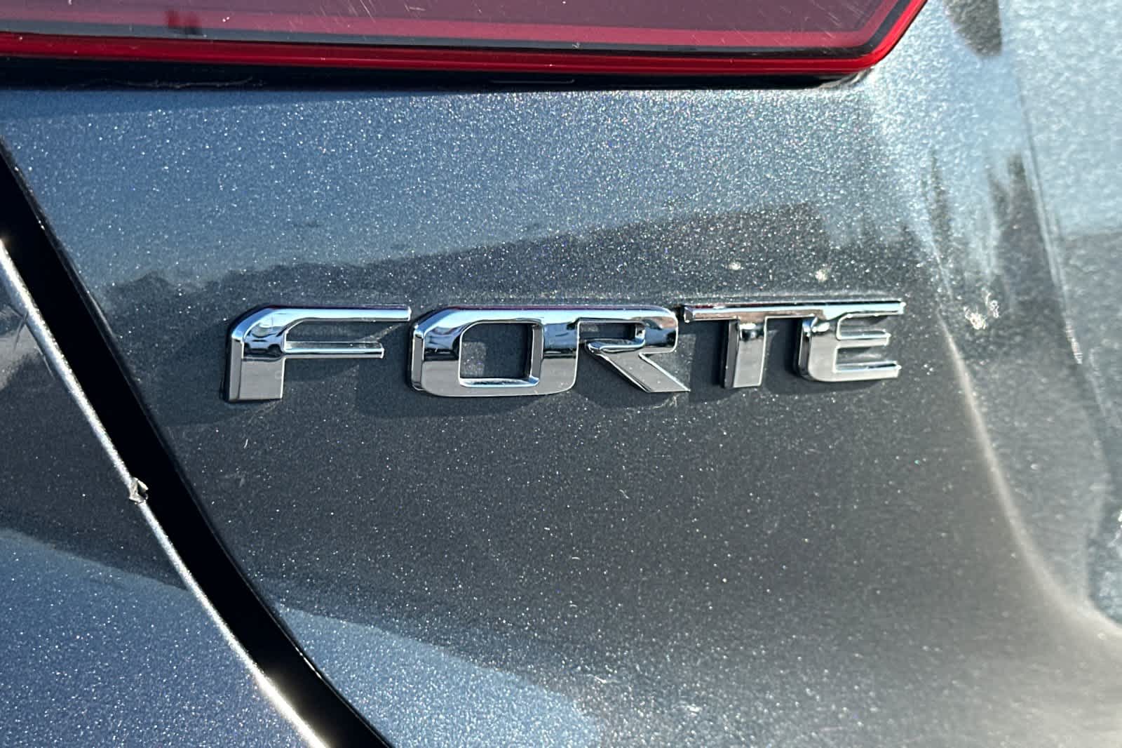 Thumbnail: 2020 Kia Forte - 29