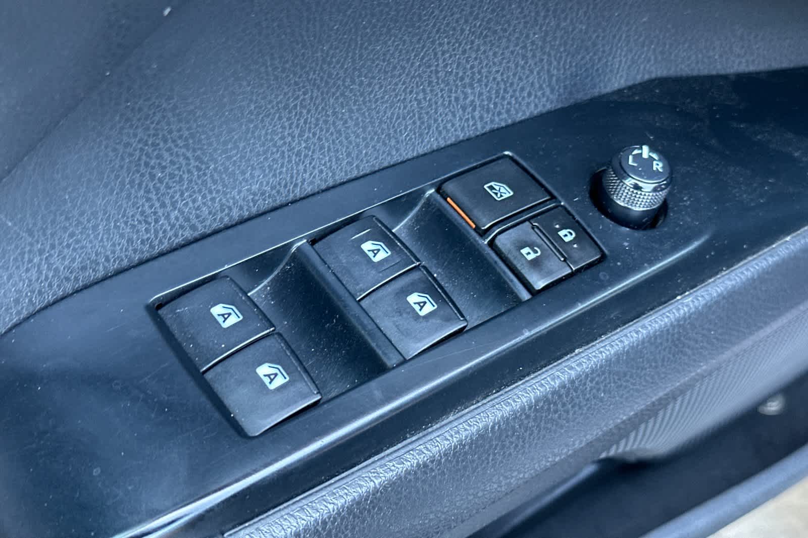 Thumbnail: 2020 Toyota Camry - 13