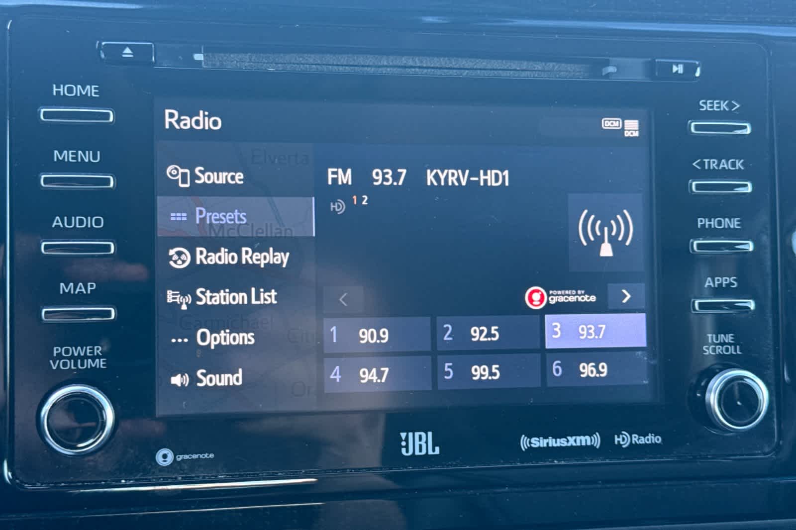 Thumbnail: 2019 Toyota Mirai - 19