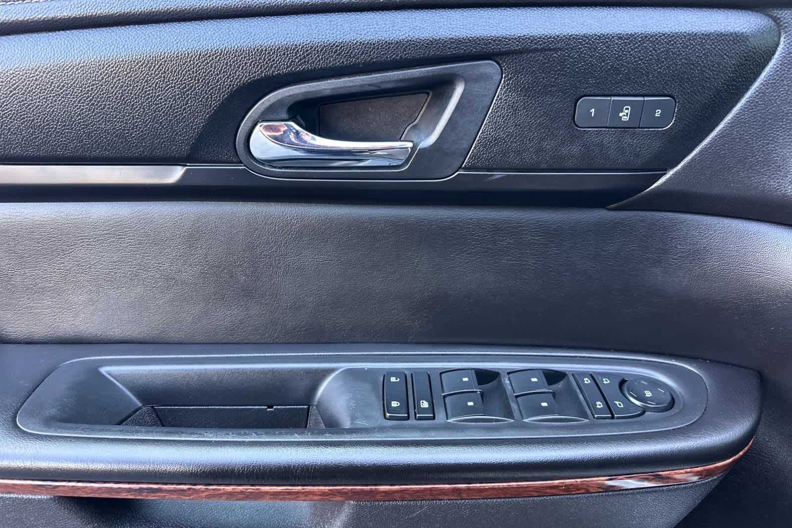 Thumbnail: 2013 Chevrolet Traverse - 12