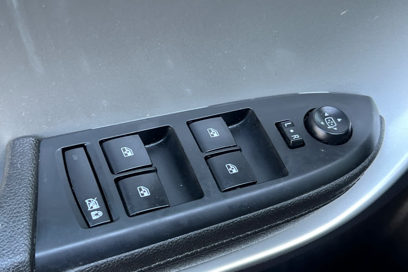 Thumbnail: 2015 Chevrolet Volt - 13