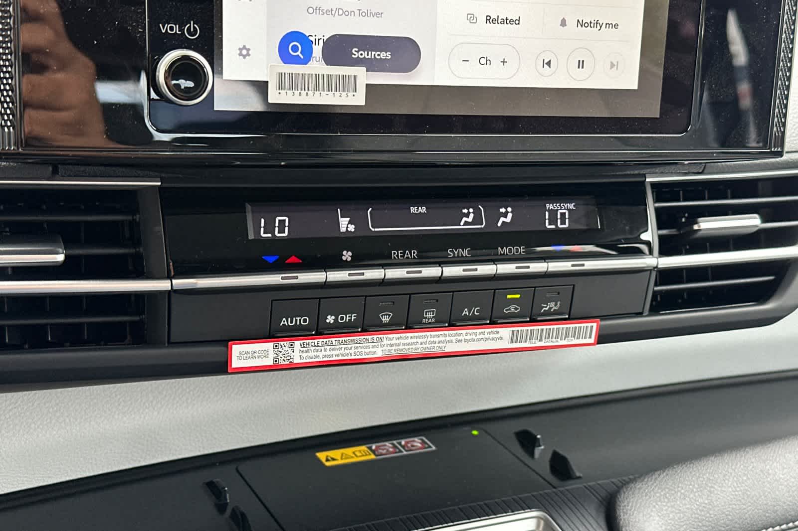 Thumbnail: 2026 Toyota Sienna - 23