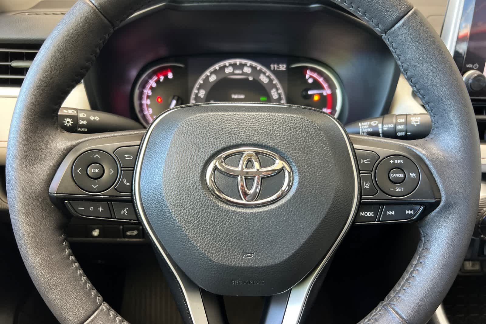 Thumbnail: 2024 Toyota RAV4 - 25