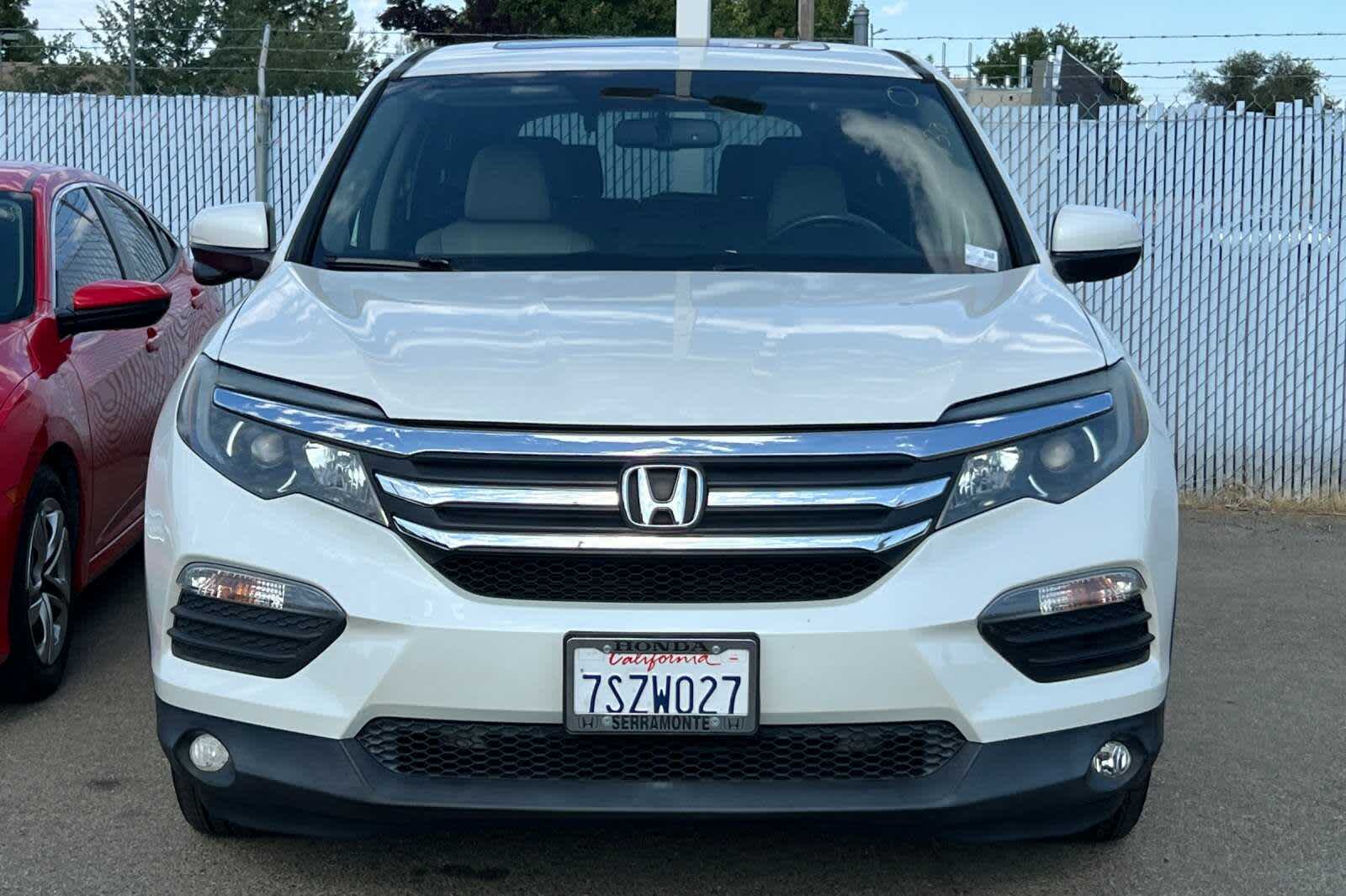 Thumbnail: 2016 Honda Pilot - 6