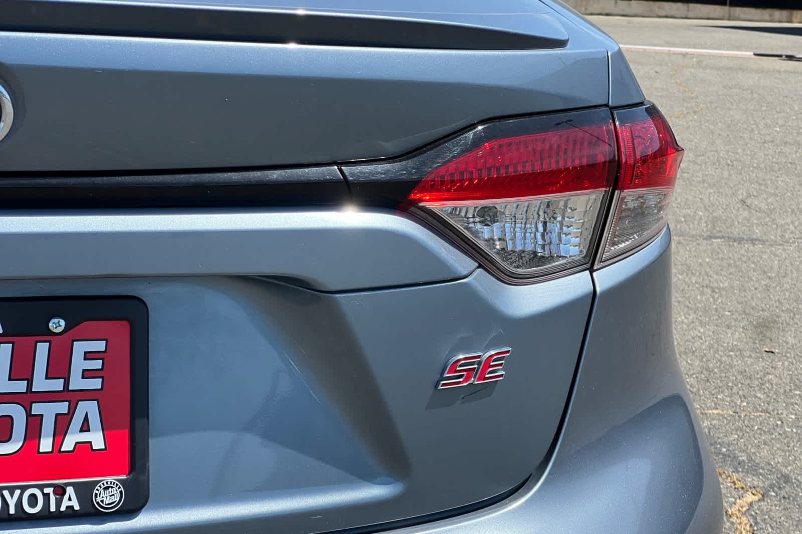 Thumbnail: 2021 Toyota Corolla - 29