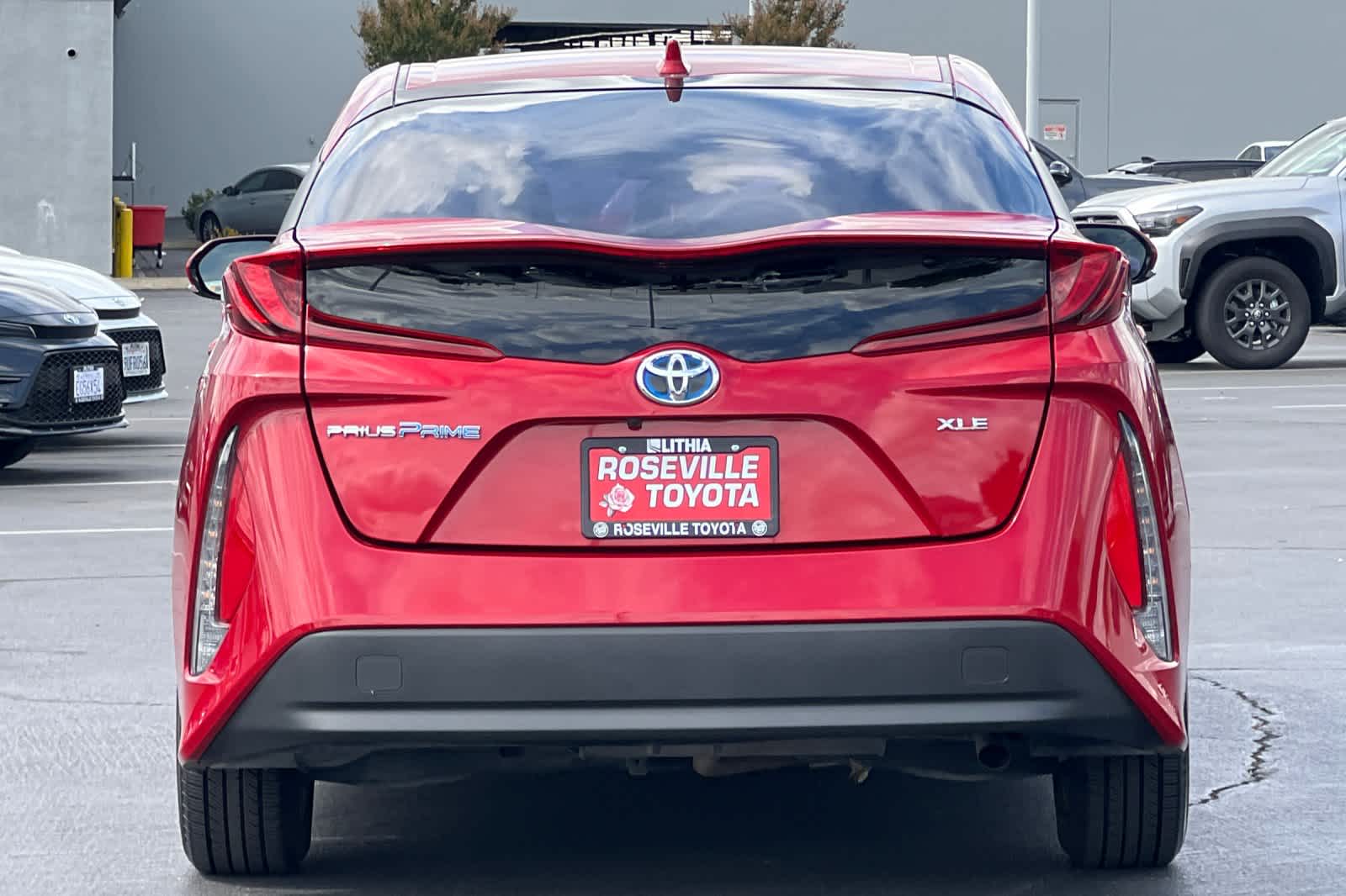 Thumbnail: 2020 Toyota Prius Prime - 8