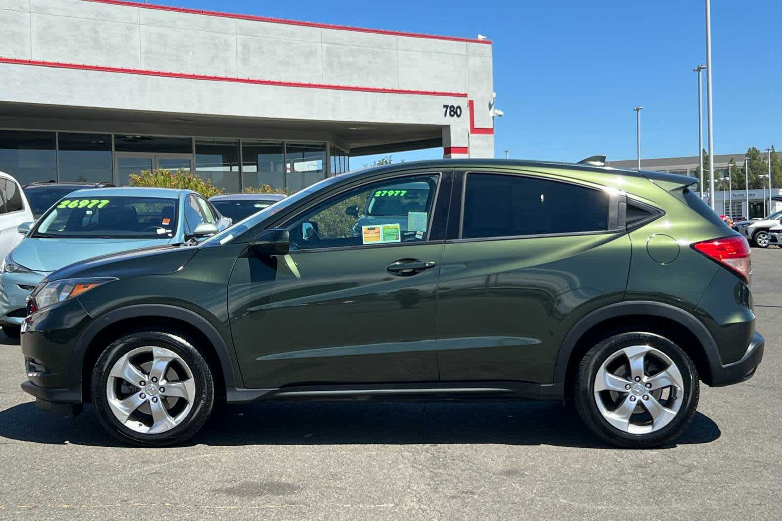 Thumbnail: 2018 Honda HR-V - 9