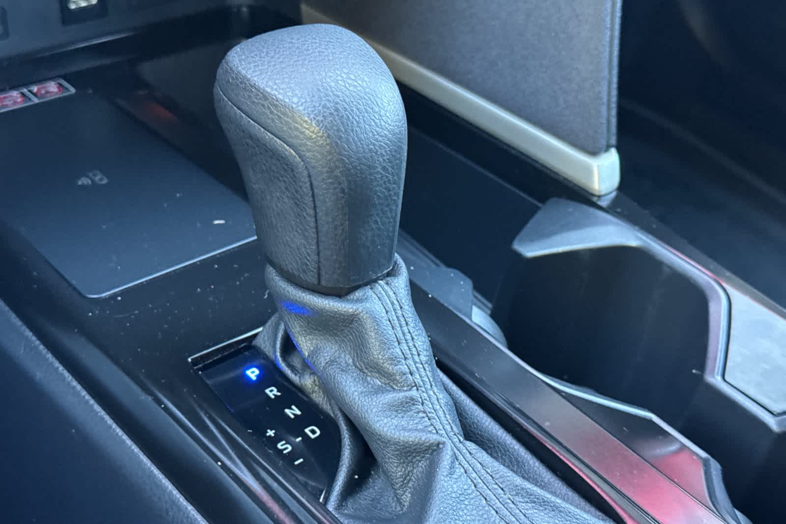 Thumbnail: 2025 Toyota Camry - 23