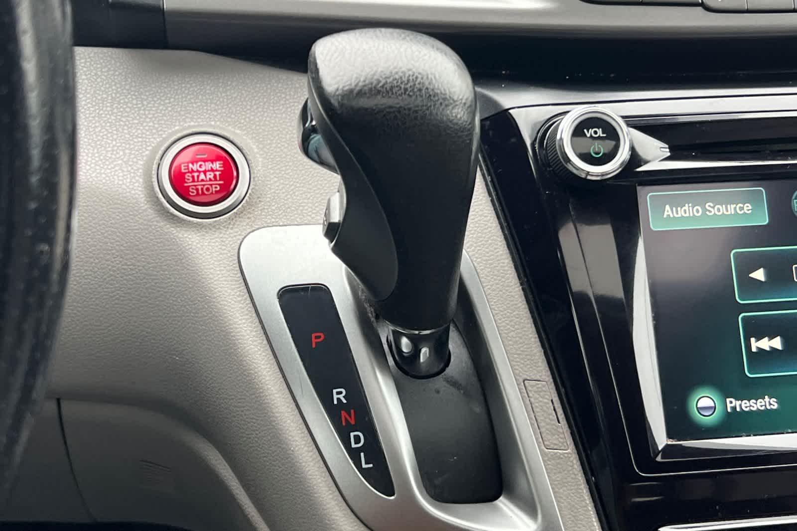 Thumbnail: 2014 Honda Odyssey - 24