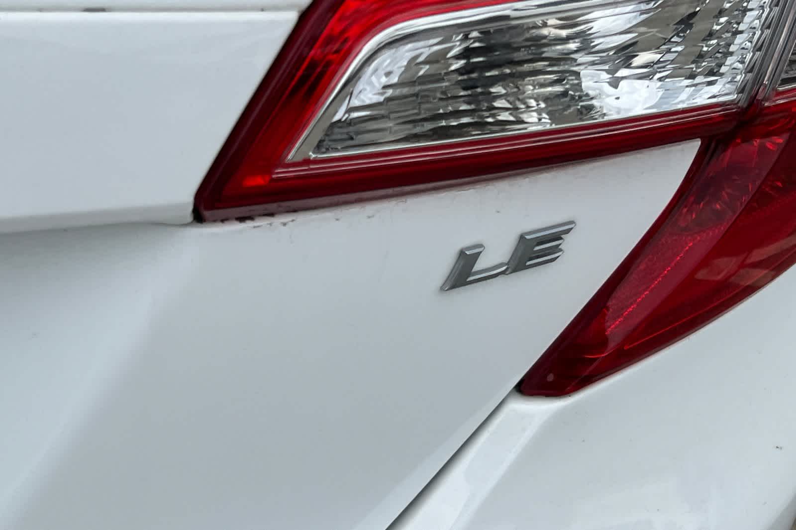 Thumbnail: 2014 Toyota Camry - 7