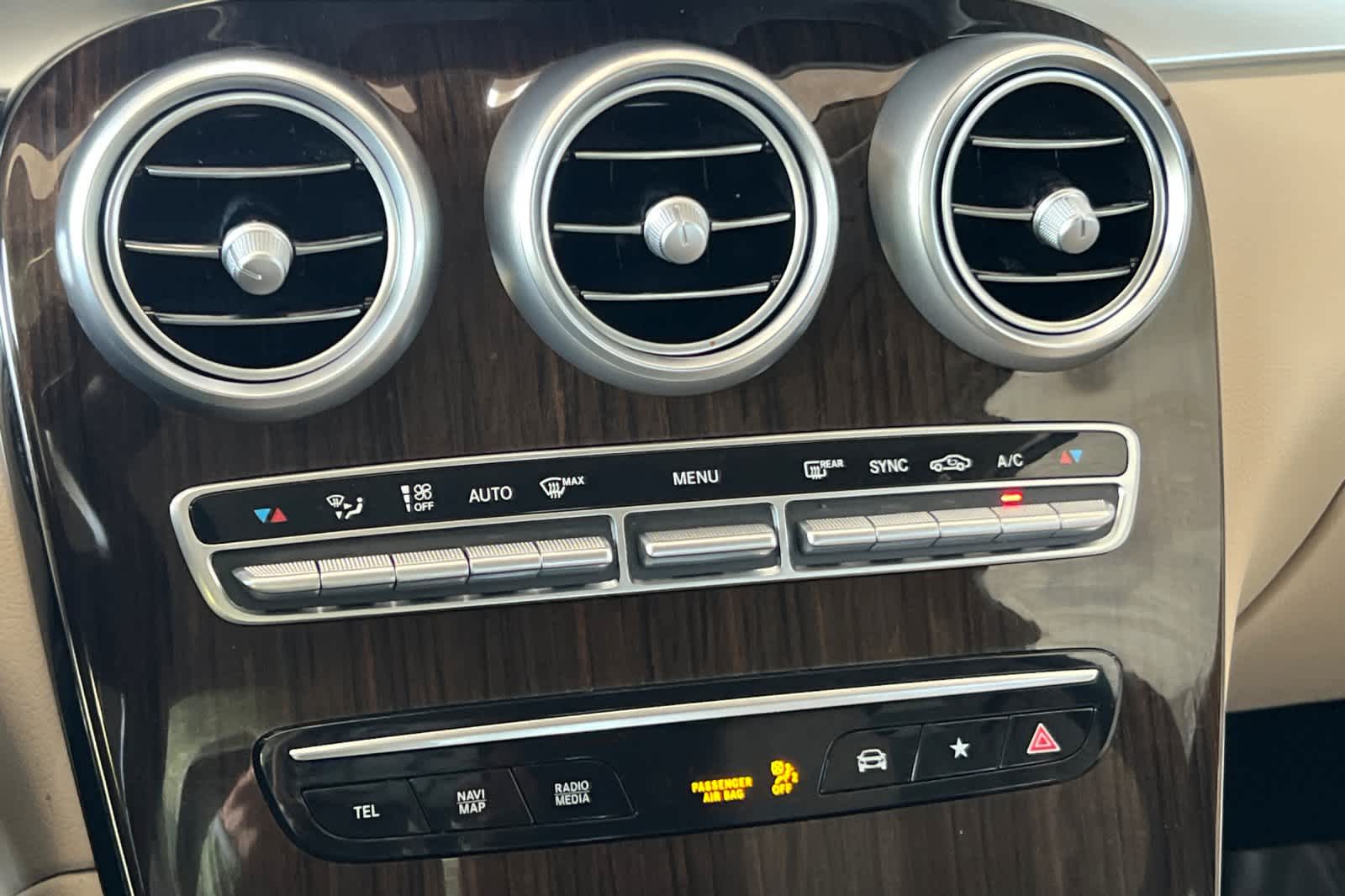 Thumbnail: 2021 Mercedes-Benz GLC - 22