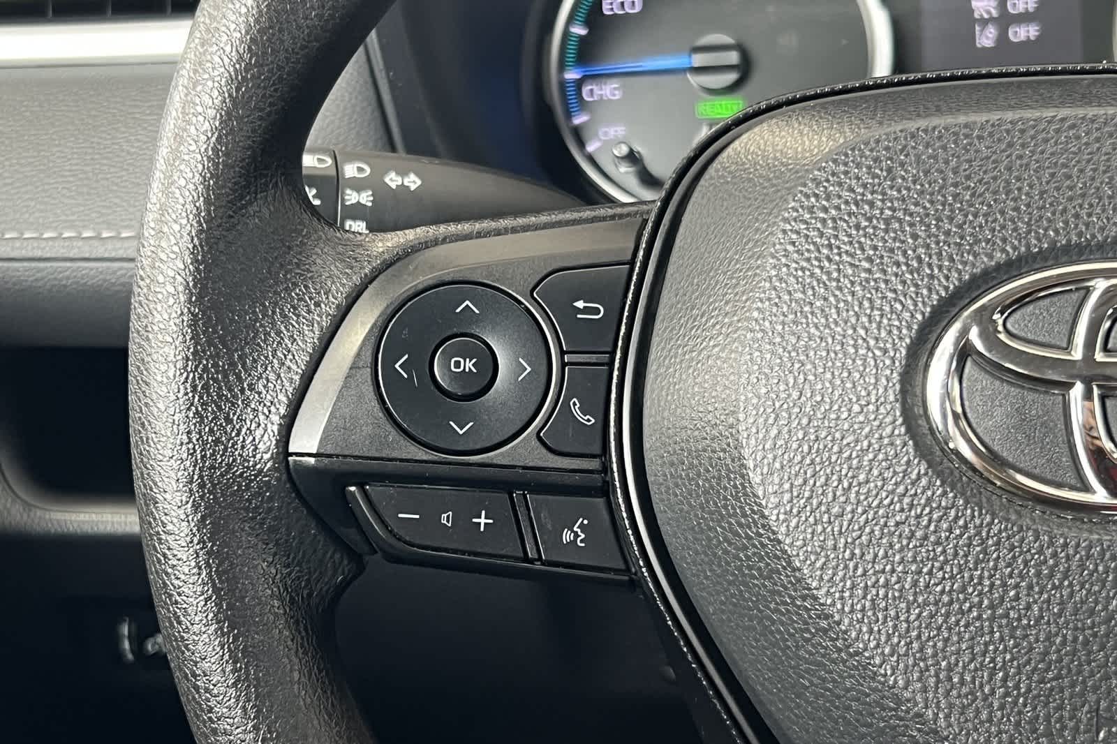 Thumbnail: 2022 Toyota RAV4 - 25