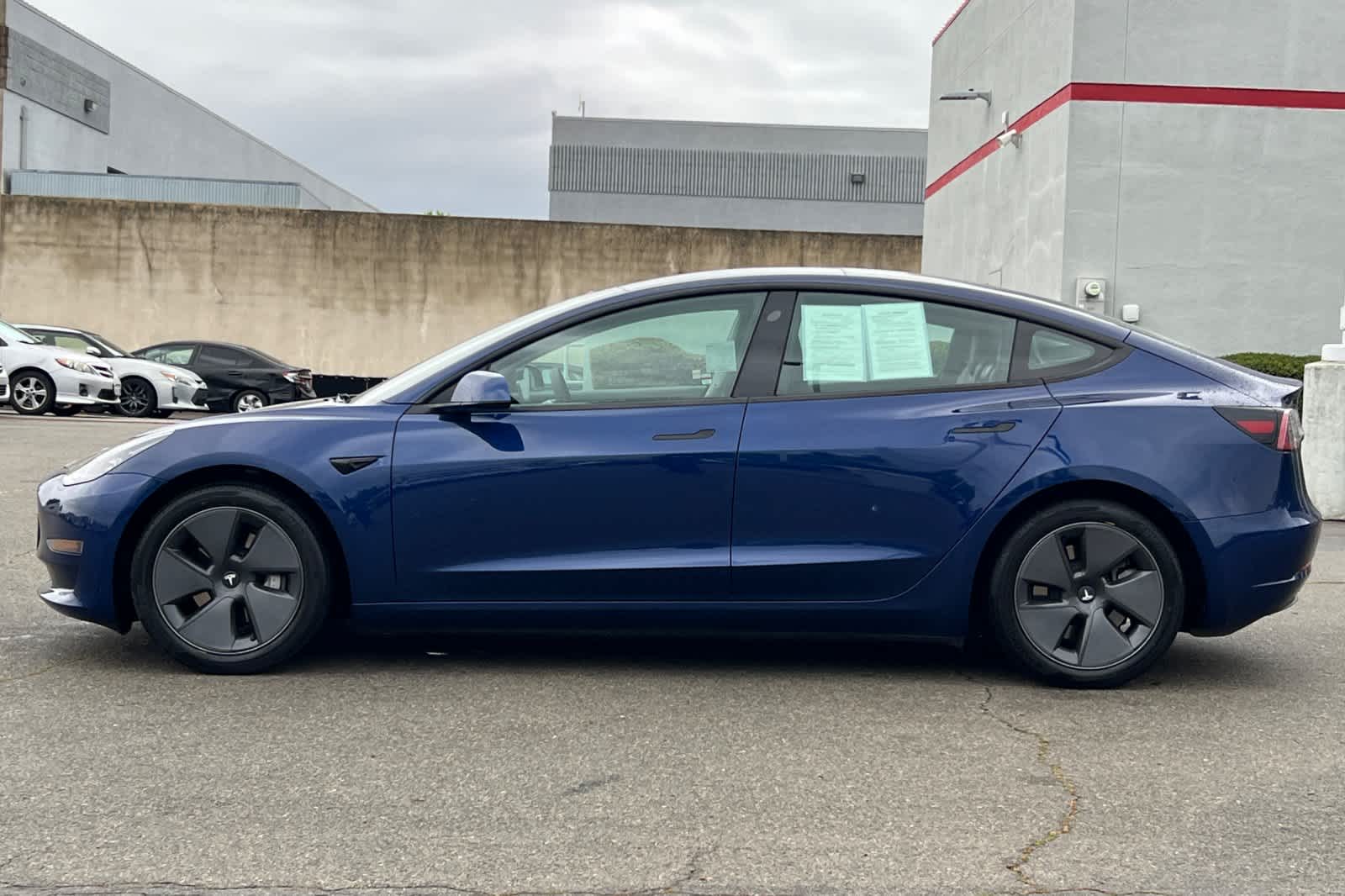 Thumbnail: 2023 Tesla Model 3 - 9