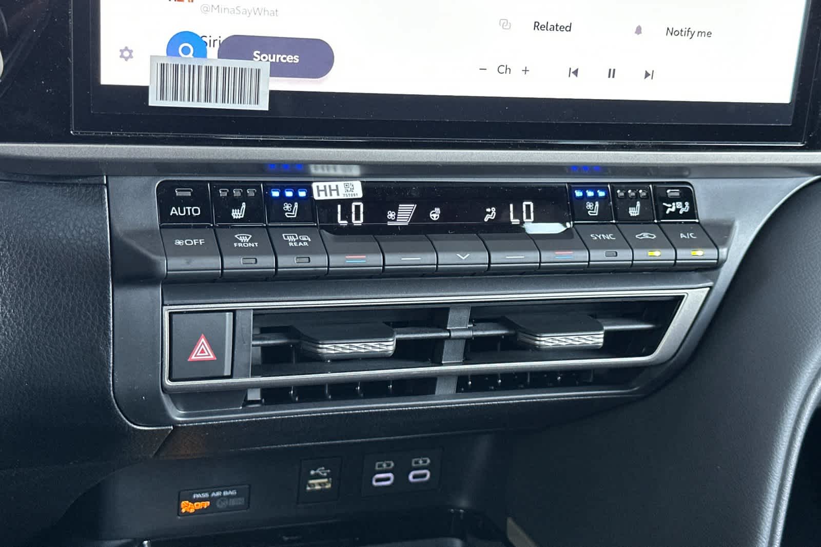 2025 Toyota Camry XSE 21