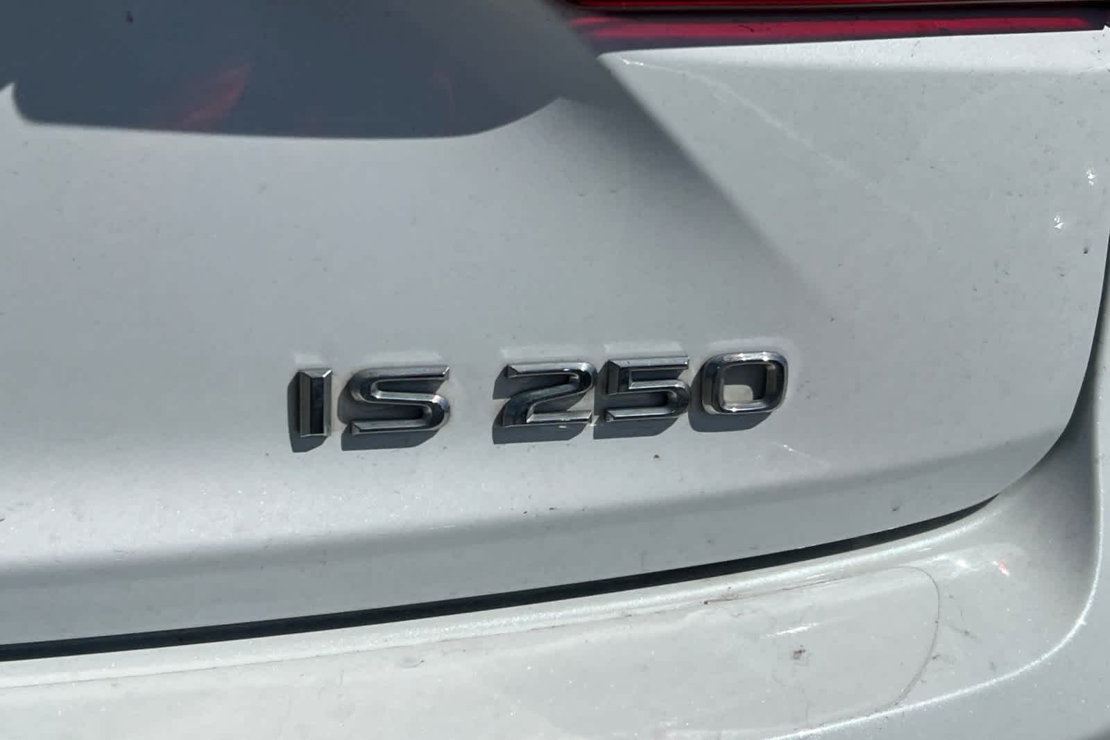 Thumbnail: 2014 Lexus IS - 21