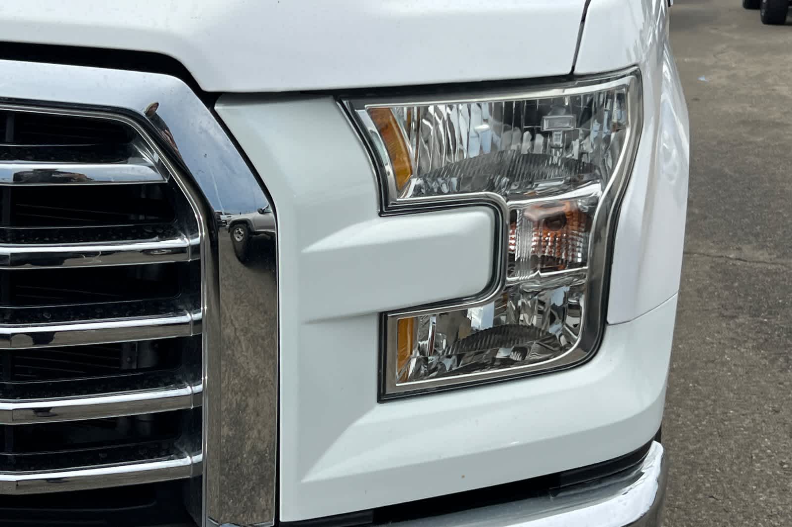 Thumbnail: 2017 Ford F-150 - 11